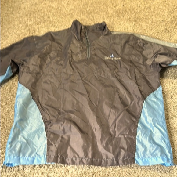 Disney Parks Packable Rain Jacket Windbreaker M/L
Vented Disneyland Resort - Picture 1 of 7